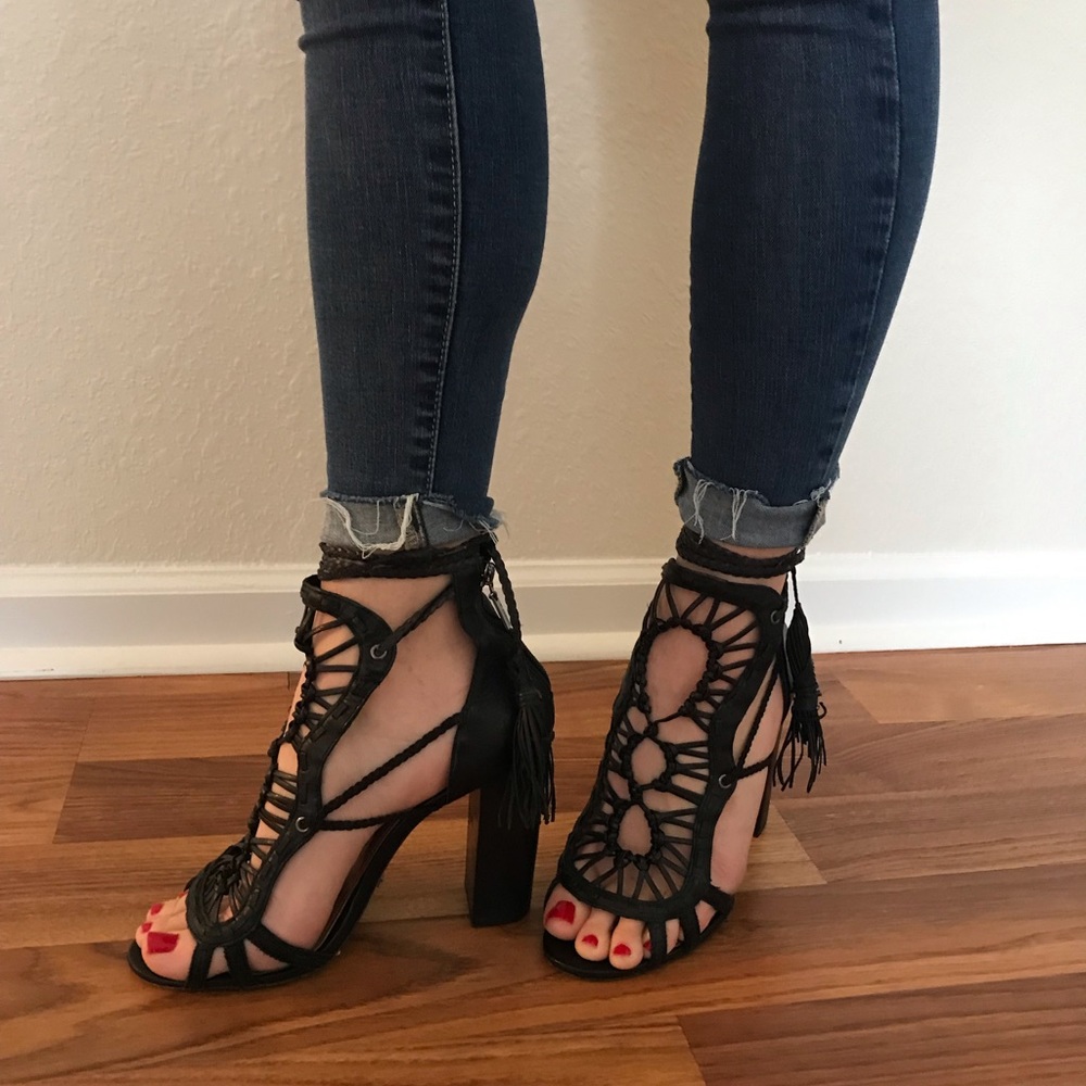 Schutz Dubai Black Heel Size 10